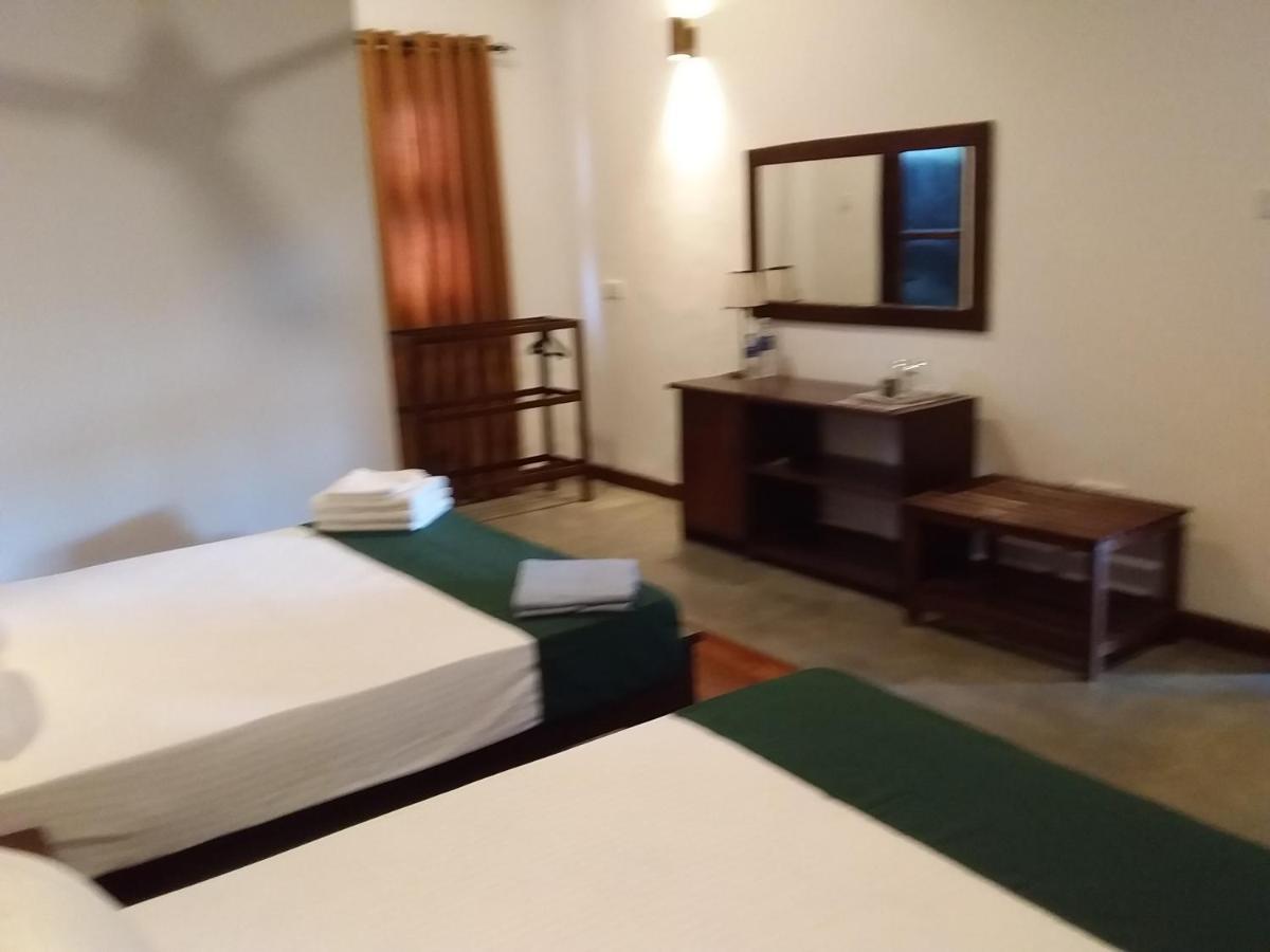 Forest Edge Villa Anuradhapura Quarto foto
